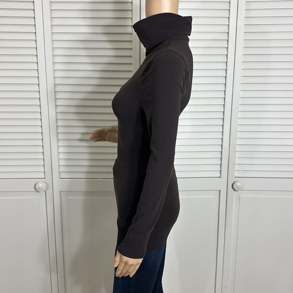 Spanx On Top & In Control Turtleneck Top in Brown XL - Picture 9 of 10
